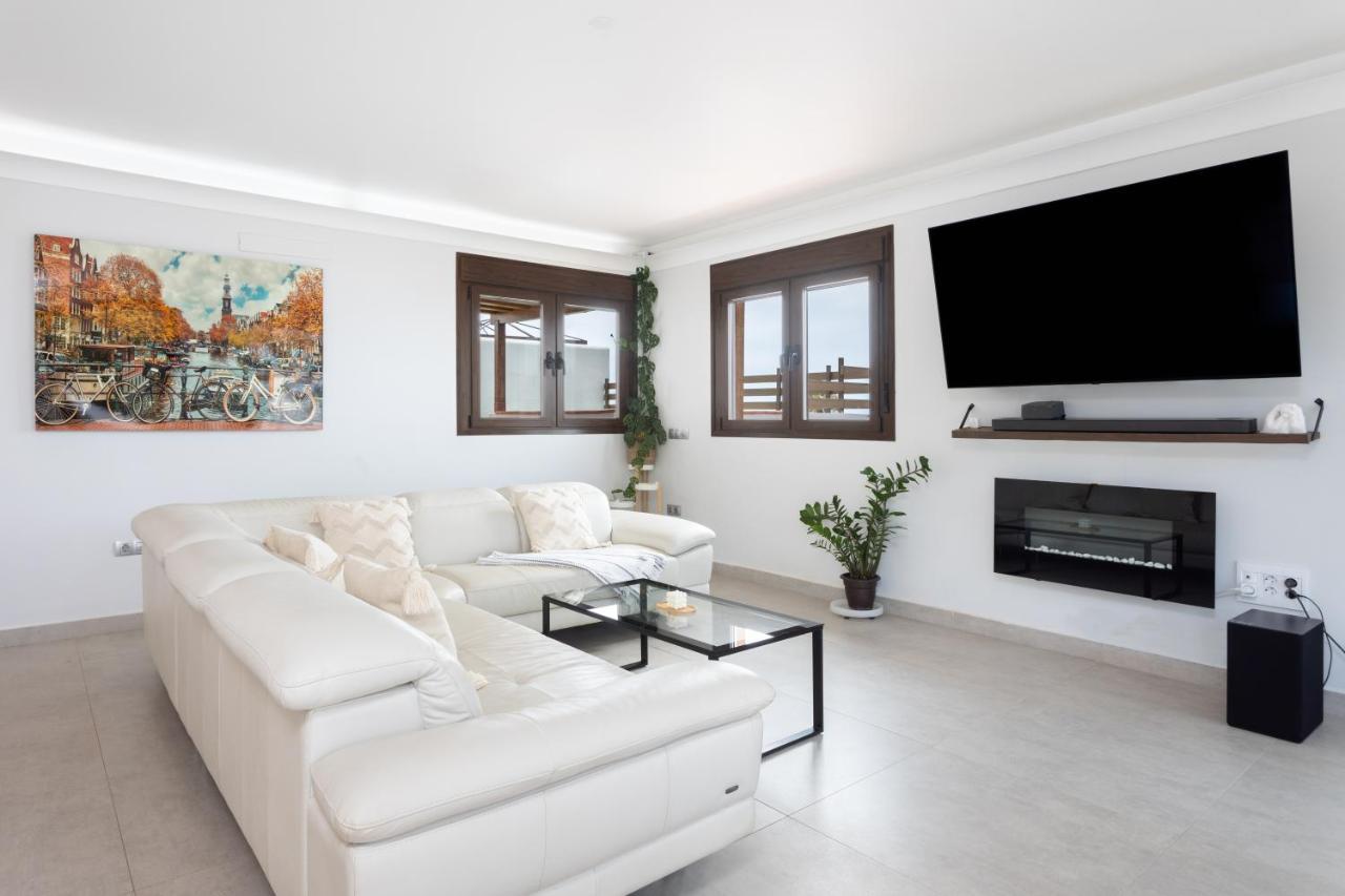 Home2Book Villa Alessandro, Design & Comfort Sauzal Zewnętrze zdjęcie